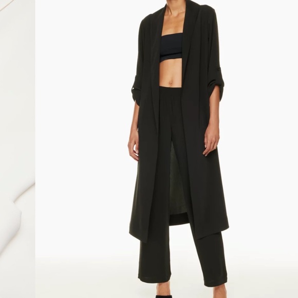 Babaton Kahlo in matte pearl, size small. Sold out online - Picture 7 of 8